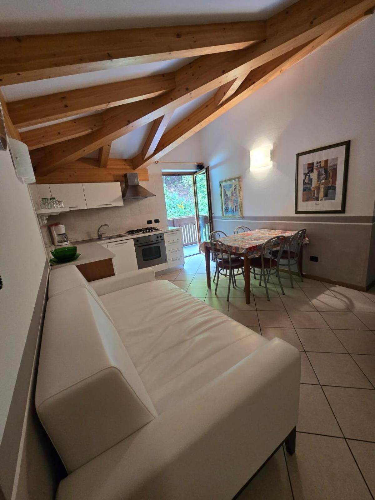 Casa Ornella Apartment LEDRO Exterior photo