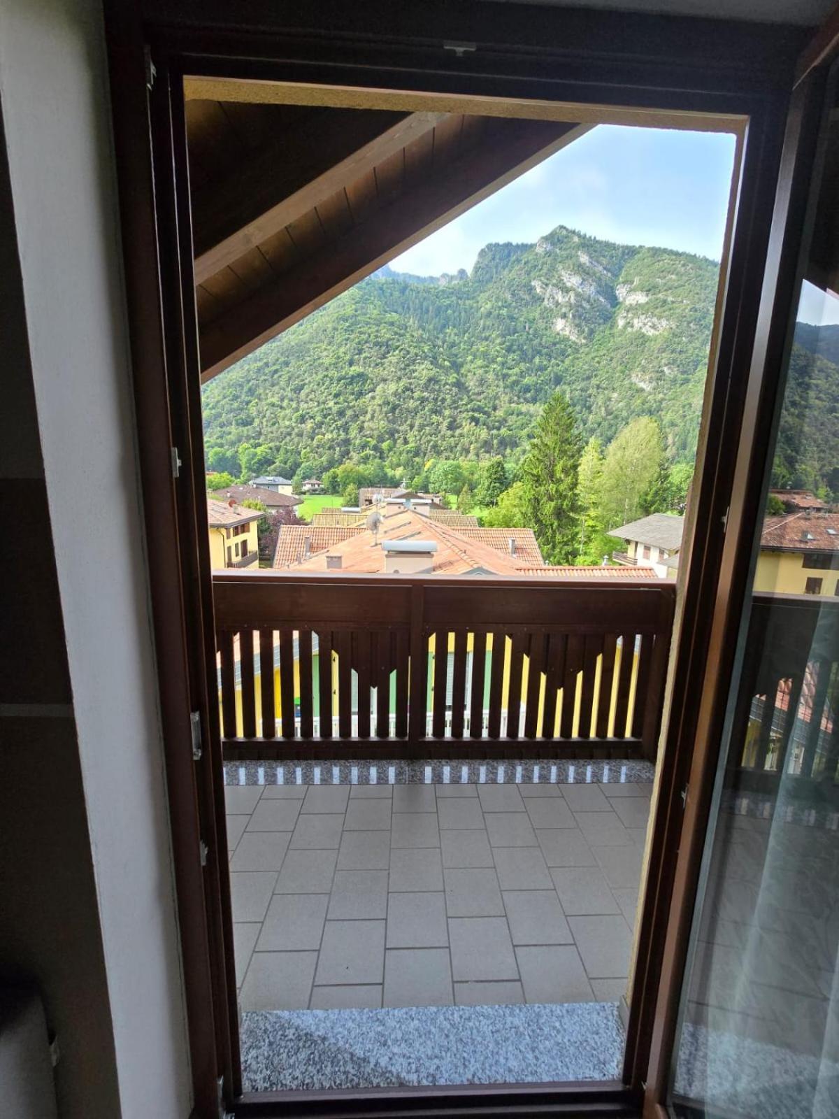 Casa Ornella Apartment LEDRO Exterior photo
